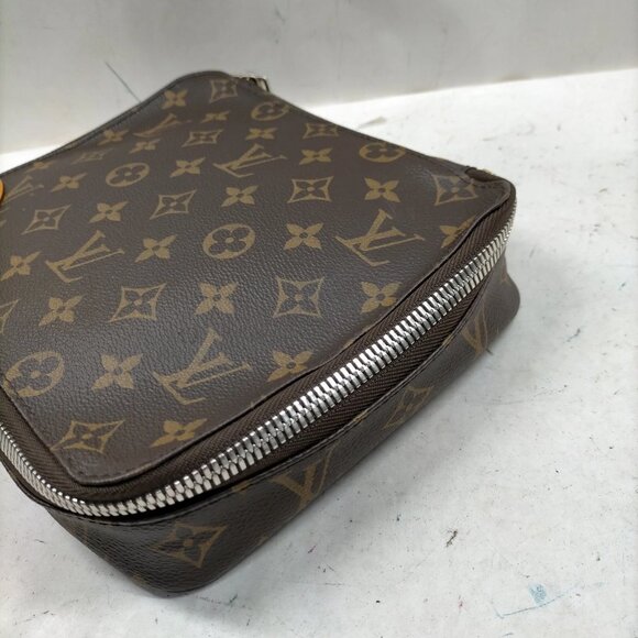 Louis Vuitton Monogram Cosmetic Pouch PM | Authentic LV Makeup Bag - Picture 9 of 16